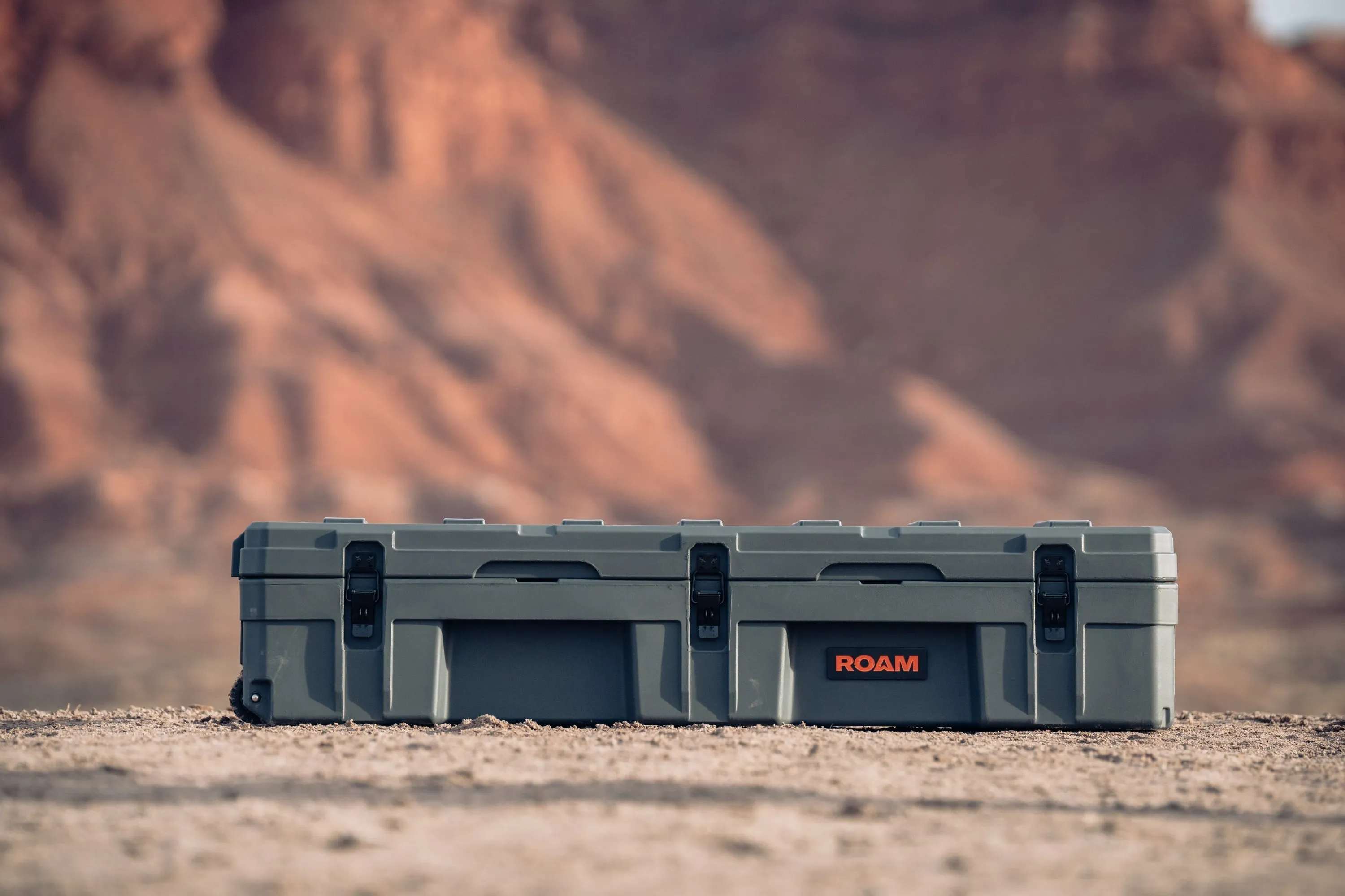 128L Rolling Rugged Case