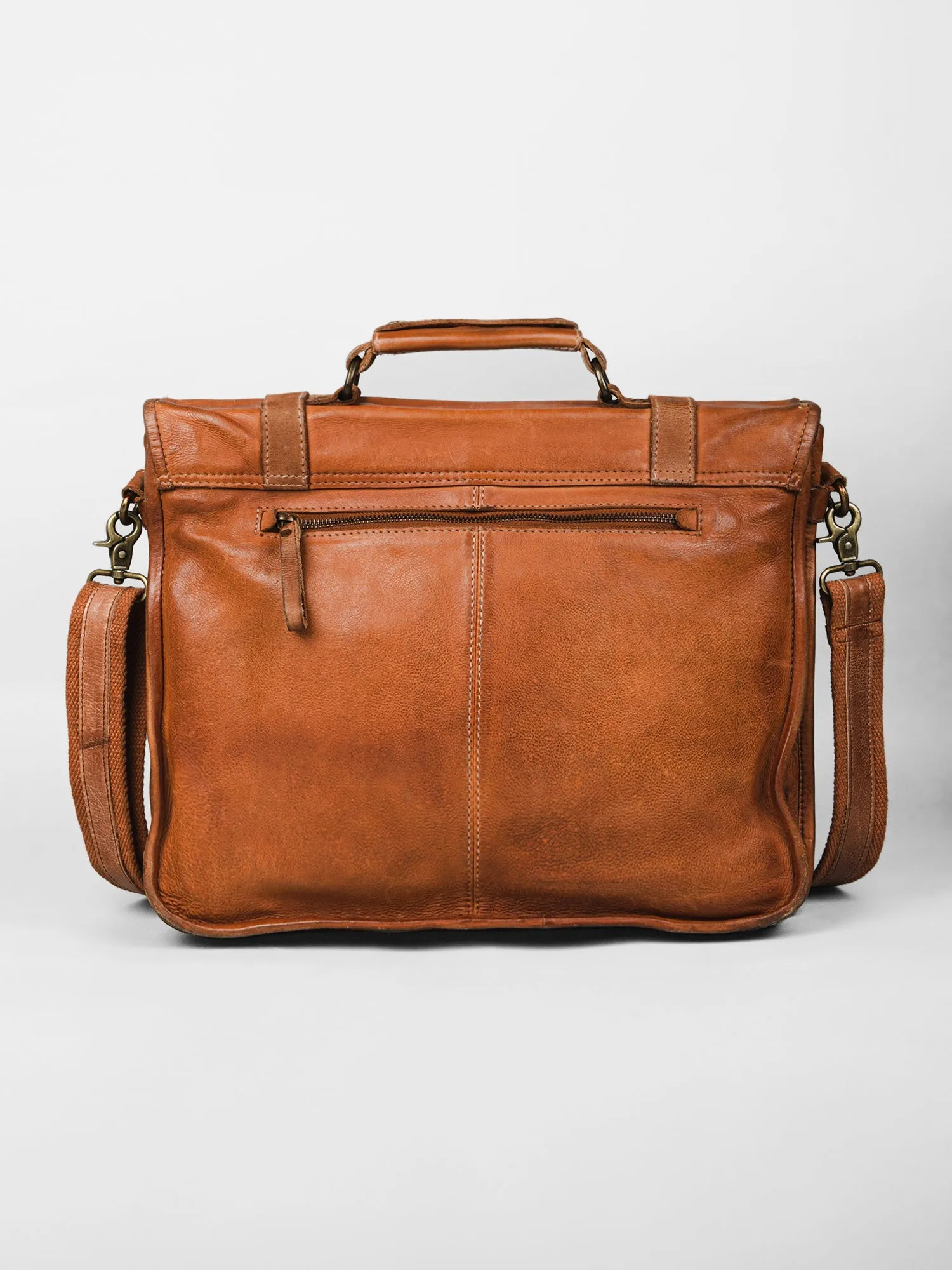 Lucas: Portfolio Office Bag In Washed Veg Tan Leather