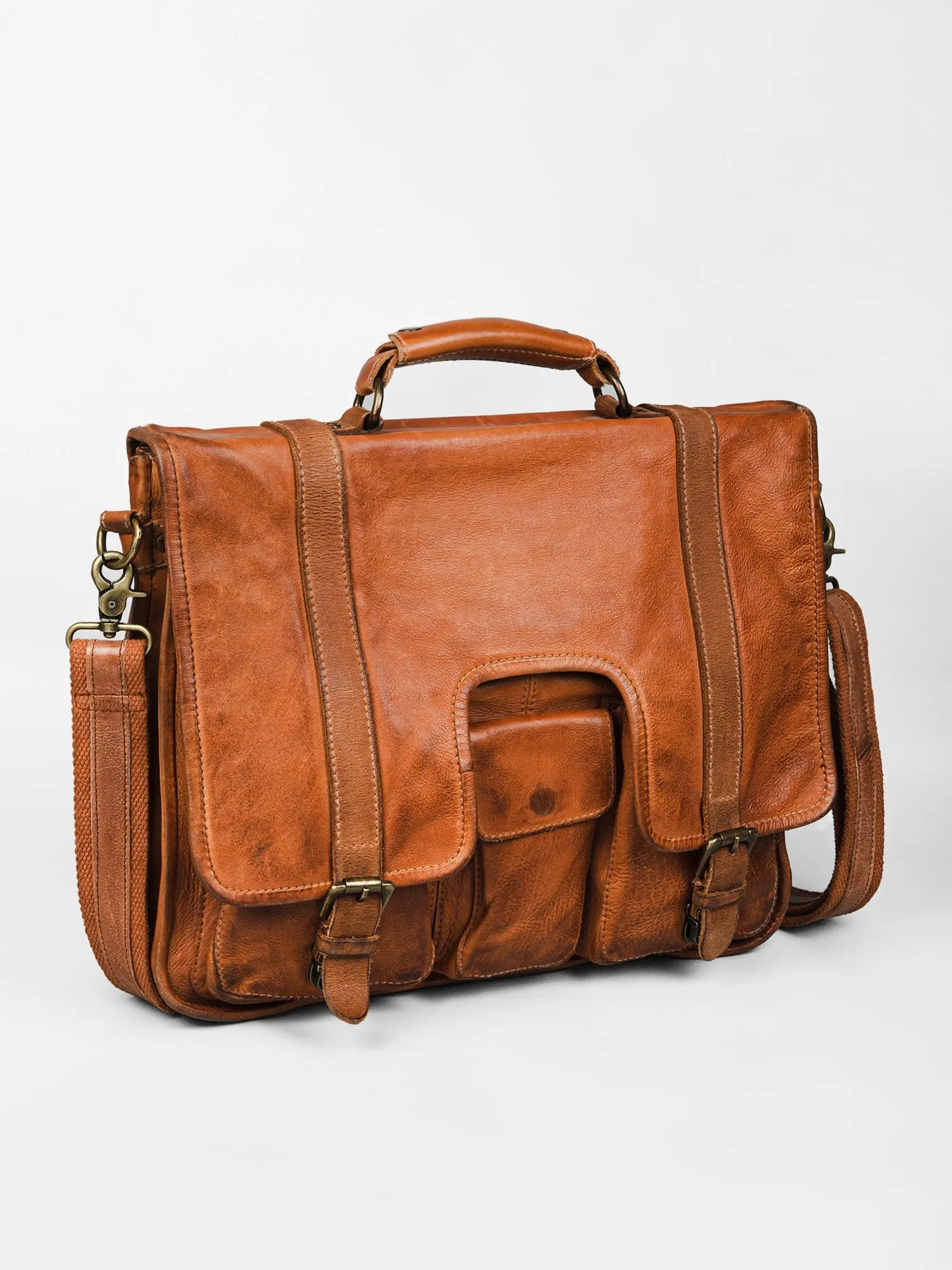 Lucas: Portfolio Office Bag In Washed Veg Tan Leather