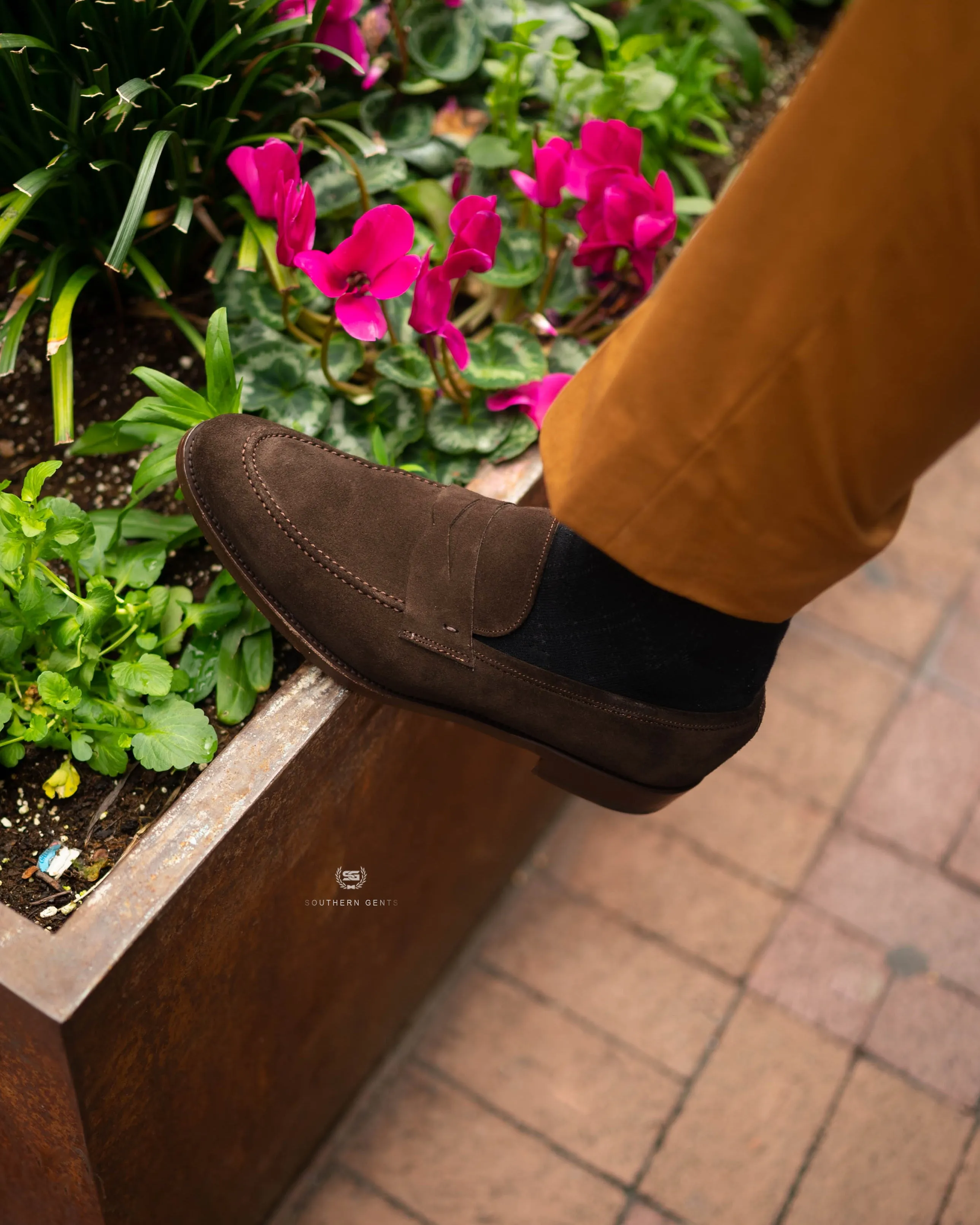 Smithson Penny Loafer V2 – Dark Brown Suede