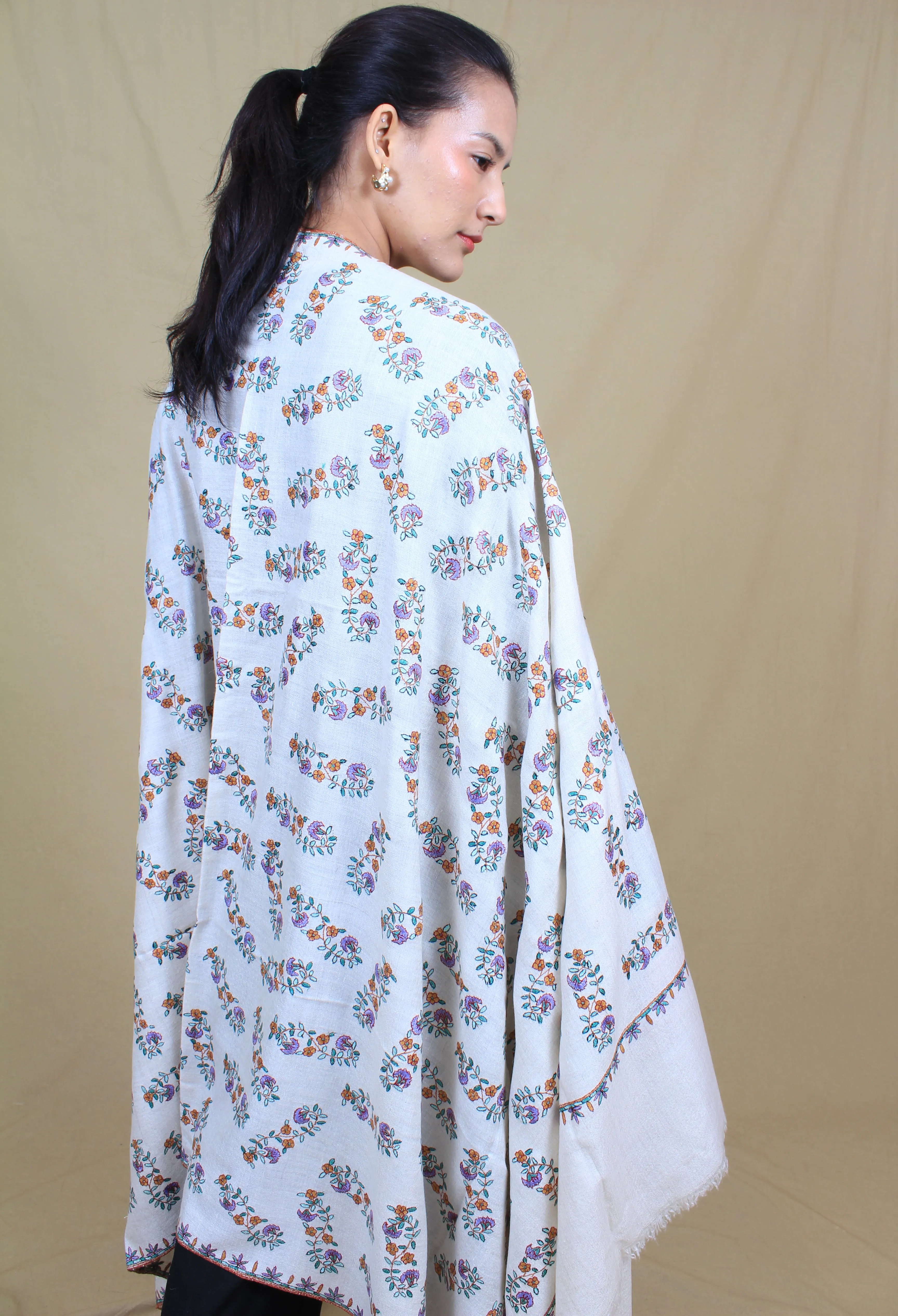 Zuleikha Ivory Sozni Jaali Embroidered Pashmina Shawl