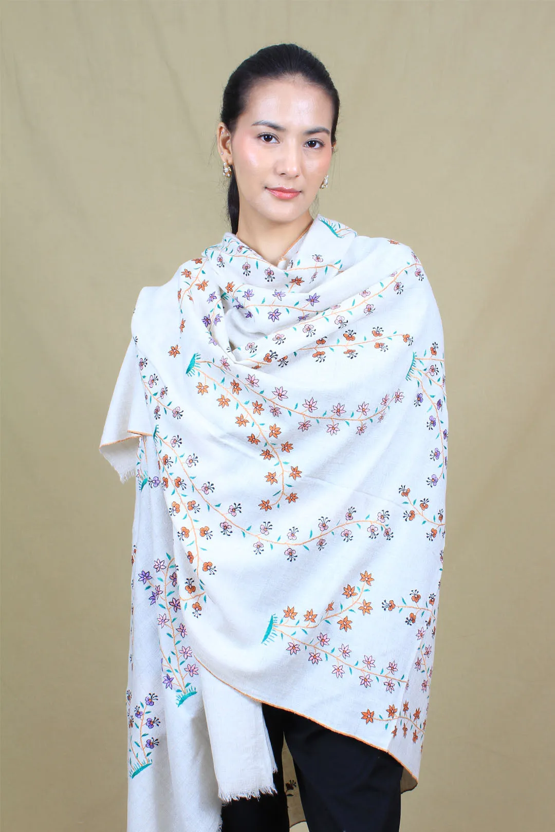 Zuleikha Ivory Sozni Jaali Embroidered Pashmina Shawl